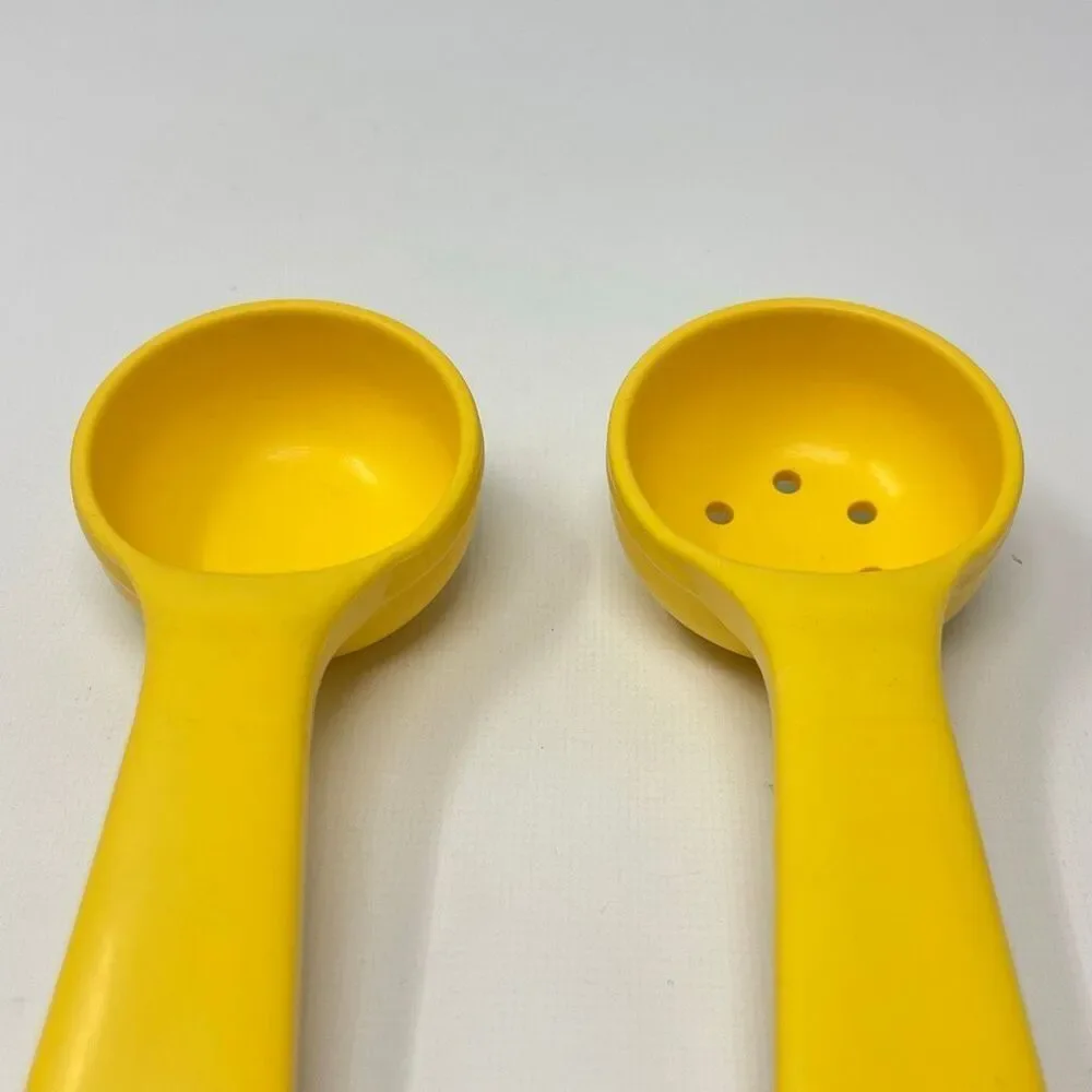 Carlisle 4921 & 4923 1 oz 30ml Yellow Short Handle Portion Spoon Lot of 2
